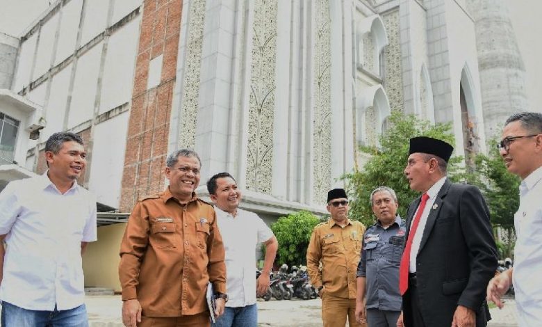 Gubernur Edy Rahmayadi Minta Pembangunan Masjid Agung Sumut Selesai Tepat Waktu Gubernur Edy Rahmayadi Minta Pembangunan Masjid Agung Sumut Selesai Tepat Waktu