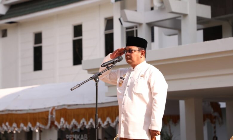 Pj Bupati Andi Abubakar Apresiasi Peran Santri Dorong Pembangunan di Bantaeng Pj Bupati Andi Abubakar Apresiasi Peran Santri Dorong Pembangunan di Bantaeng
