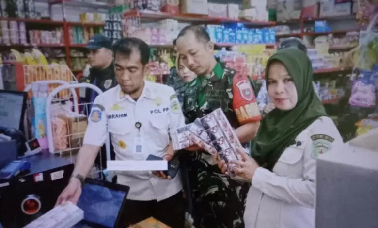 Bea Cukai dan Satpol PP Luwu Timur Sita 7.100 Batang Rokok Ilegal Bea Cukai dan Satpol PP Luwu Timur Sita 7.100 Batang Rokok Ilegal