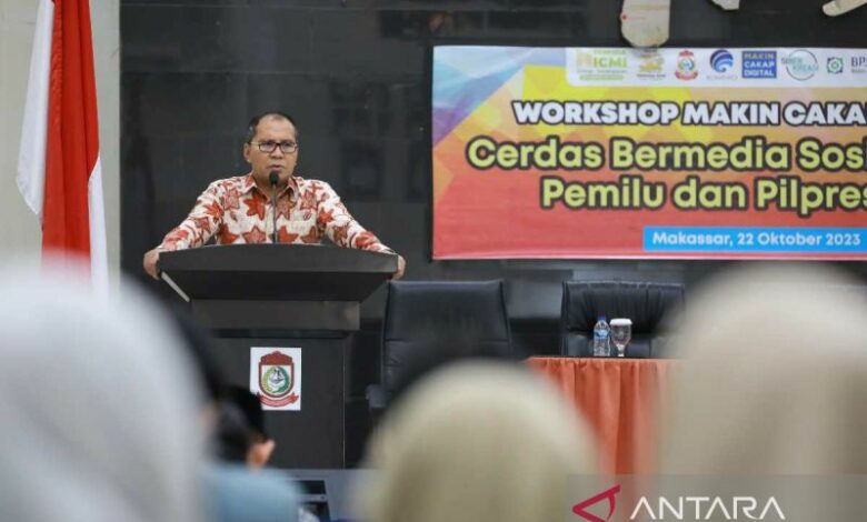 Wali Kota Makassar Ingatkan Warga Bijak Bermedsos di Tahun Politik Wali Kota Makassar Ingatkan Warga Bijak Bermedsos di Tahun Politik