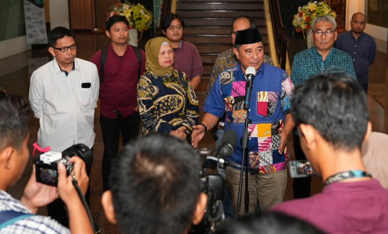 Aturan Wajibkan 20 Persen Dana Desa untuk Tanaman Pangan, Pj Gubernur Sulsel Buka Ruang Dialog Aturan Wajibkan 20 Persen Dana Desa untuk Tanaman Pangan, Pj Gubernur Sulsel Buka Ruang Dialog