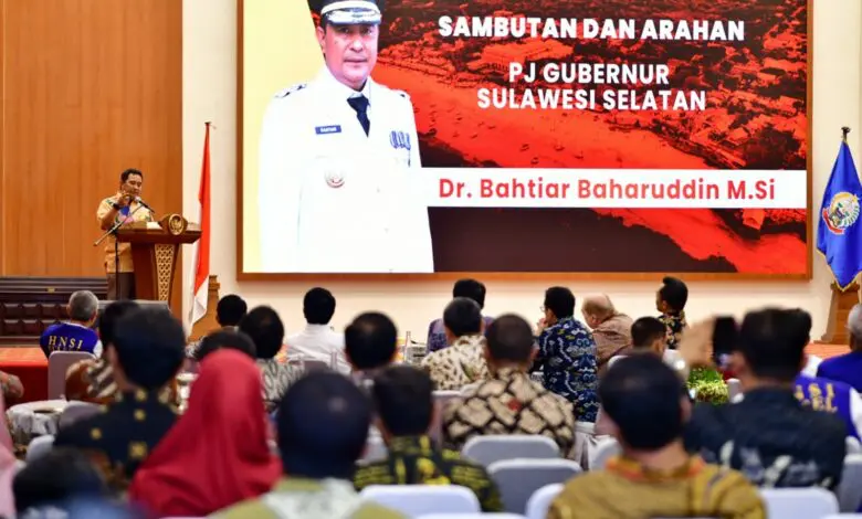 Pemprov Sulsel Ajak Stakeholder Perikanan dan Kelautan Perbaiki Nasib Masyarakat Pesisir Pemprov Sulsel Ajak Stakeholder Perikanan dan Kelautan Perbaiki Nasib Masyarakat Pesisir