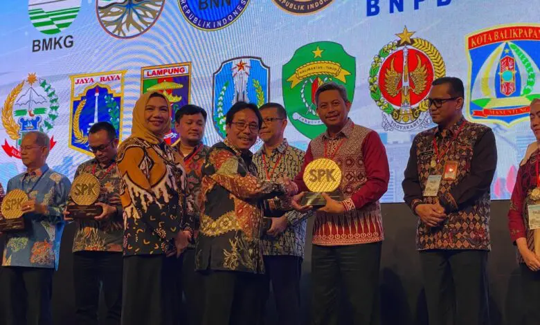 Pemprov Sulsel Raih Penghargaan Pada Bulan Mutu Nasional 2023 Pemprov Sulsel Raih Penghargaan Pada Bulan Mutu Nasional 2023
