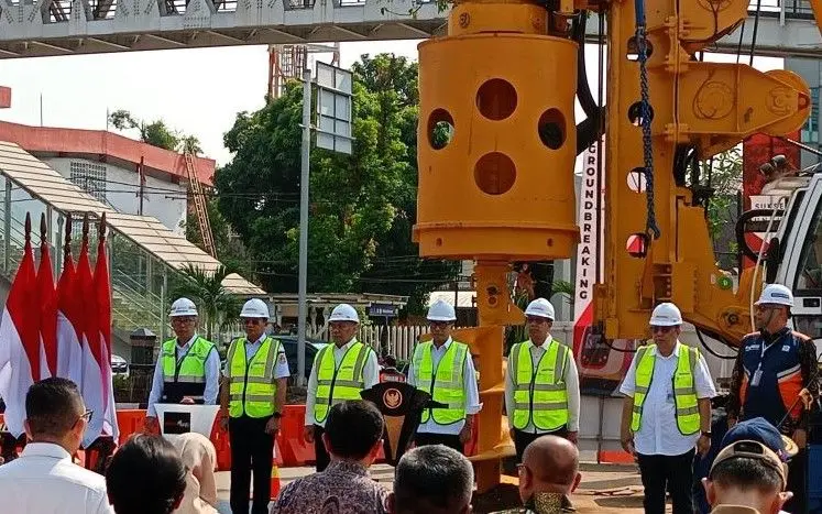 Pemprov Jakarta Bangun LRT Jakarta 1B, Pakar: Berpotensi Ulang Kesalahan LRT Jabodebek Pemprov Jakarta Bangun LRT Jakarta 1B, Pakar: Berpotensi Ulang Kesalahan LRT Jabodebek