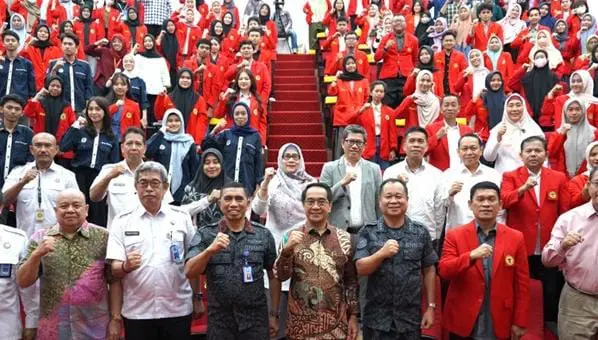Unhas dan BNNP Sulsel Deklarasi Kampus Bersinar Unhas dan BNNP Sulsel Deklarasi Kampus Bersinar