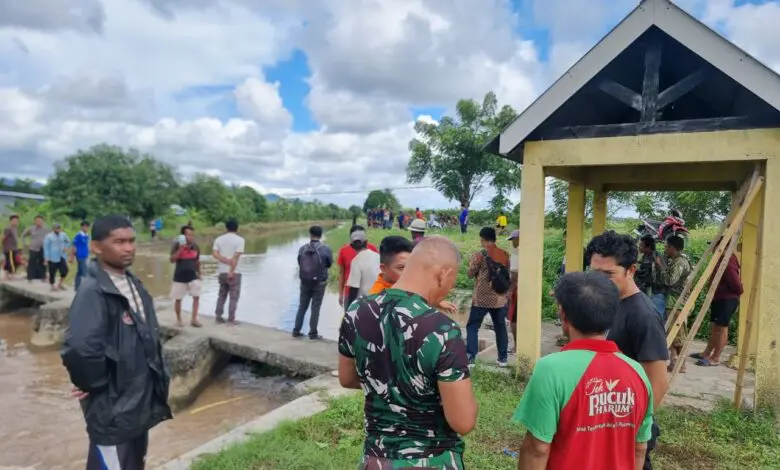 Bocah Terseret Arus Saat Mandi di Saluran Induk Pekkabata Pinrang Bocah Terseret Arus Saat Mandi di Saluran Induk Pekkabata Pinrang