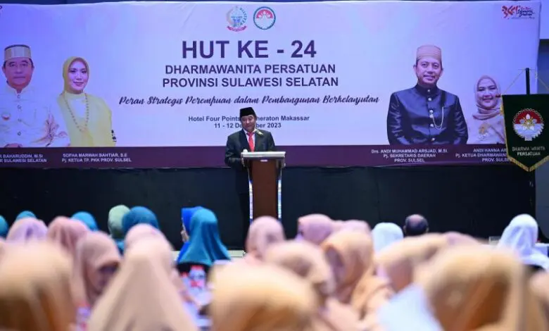 Pj Gubernur Sulsel Harap Dharma Wanita Bijak Bermedsos Jelang Pemilu Pj Gubernur Sulsel Harap Dharma Wanita Bijak Bermedsos Jelang Pemilu