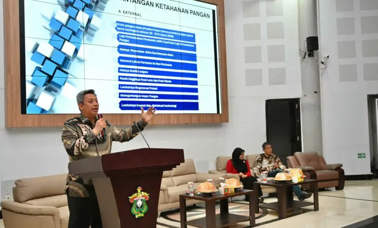 Pj Sekprov Berharap Sulsel Jadi Lumbung Produsen Pisang Terbesar di Indonesia Pj Sekprov Berharap Sulsel Jadi Lumbung Produsen Pisang Terbesar di Indonesia