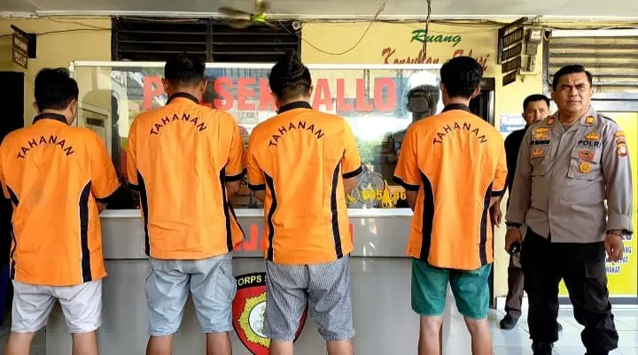 Polisi Sibuk Pengamanan, Penjudi Manfaatkan Situasi untuk Sabung Ayam Polisi Sibuk Pengamanan, Penjudi Manfaatkan Situasi untuk Sabung Ayam