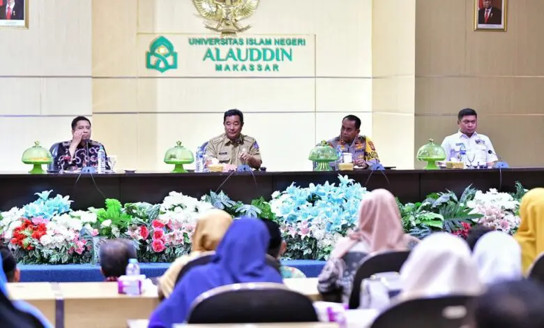 Kapolda dan Pj Gubernur Sulsel Berkunjung ke Kampus UIN Alauddin Kapolda dan Pj Gubernur Sulsel Berkunjung ke Kampus UIN Alauddin