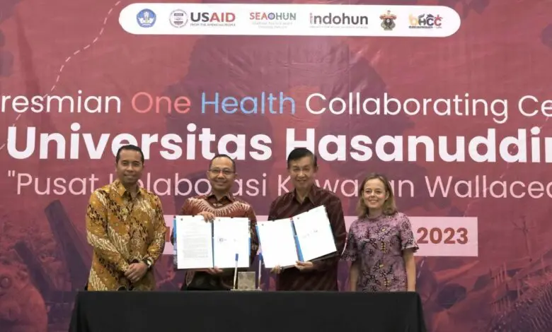 Unhas Resmikan Pusat Kolaborasi Kawasan Wallacea One Health Collaborating Center Unhas Resmikan Pusat Kolaborasi Kawasan Wallacea One Health Collaborating Center