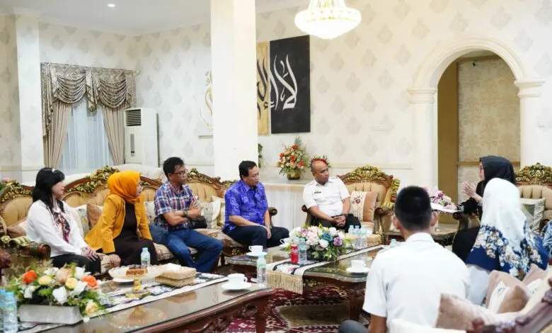 Nama-nama Calon Komisi Informasi Sulsel Sudah di Tangan DPRD Nama-nama Calon Komisi Informasi Sulsel Sudah di Tangan DPRD