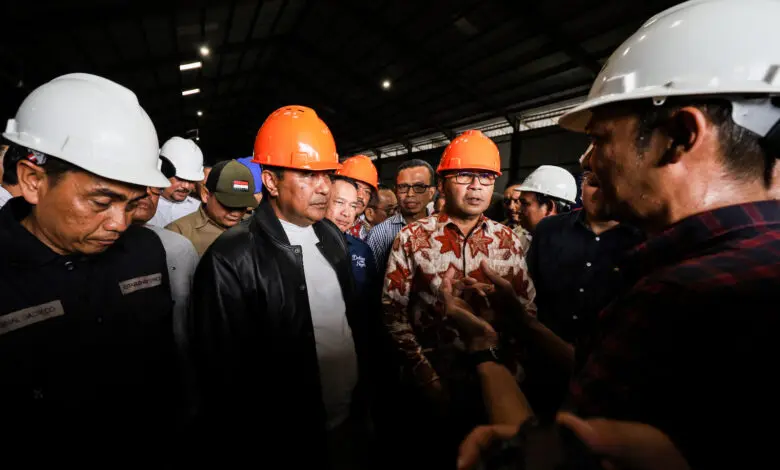 Pj Gubernur Cek Stok Gula dan Minyak Goreng di Gudang Pj Gubernur Cek Stok Gula dan Minyak Goreng di Gudang
