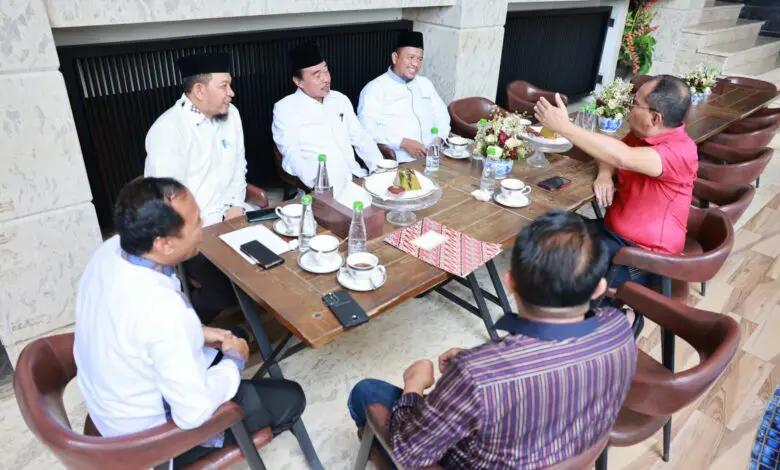 Shalat Subuh Berjamaah Akhir Tahun Akan Digelar di Pantai Losari Shalat Subuh Berjamaah Akhir Tahun Akan Digelar di Pantai Losari