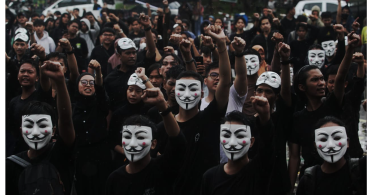 Lawan Politik Dinasti, Mahasiswa Makassar Gelar Mimbar Demokrasi Lawan Politik Dinasti, Mahasiswa Makassar Gelar Mimbar Demokrasi