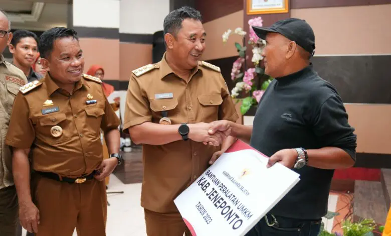 Pemprov Sulsel Siapkan KUR Rp30 Triliun Untuk Pertanian, Perikanan dan Peternakan Pemprov Sulsel Siapkan KUR Rp30 Triliun Untuk Pertanian, Perikanan dan Peternakan