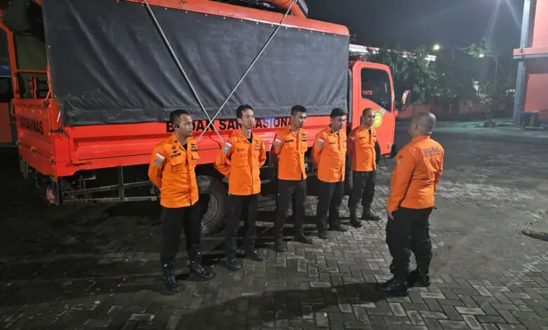 Nelayan Takalar Hilang Kontak di Perairan Tanakeke, Basarnas Kirim Personil Nelayan Takalar Hilang Kontak di Perairan Tanakeke, Basarnas Kirim Personil