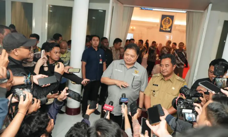 Airlangga Hartarto Apresiasi Budi Daya Holtikultura Pemprov Sulsel Airlangga Hartarto Apresiasi Budi Daya Holtikultura Pemprov Sulsel