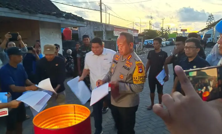 KPU Makassar Musnahkan 206.378 Kelebihan Surat Suara Pemilu KPU Makassar Musnahkan 206.378 Kelebihan Surat Suara Pemilu