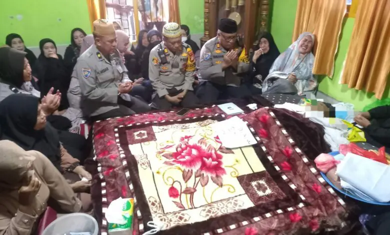 Petugas Linmas TPS Meninggal Dunia di Kabupaten Gowa Petugas Linmas TPS Meninggal Dunia di Kabupaten Gowa