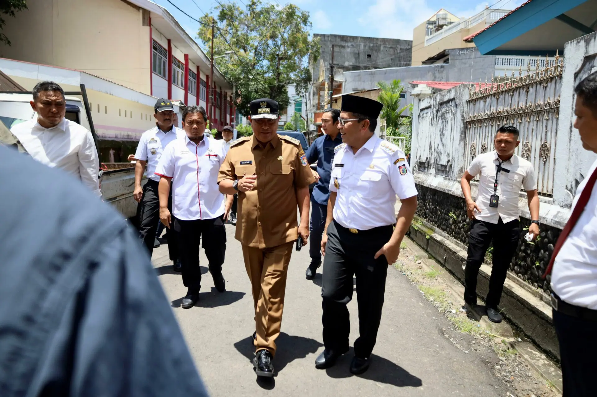 Pj Gubernur Dan Wali Kota Kunjungi Rumah Kpps Yang Meninggal