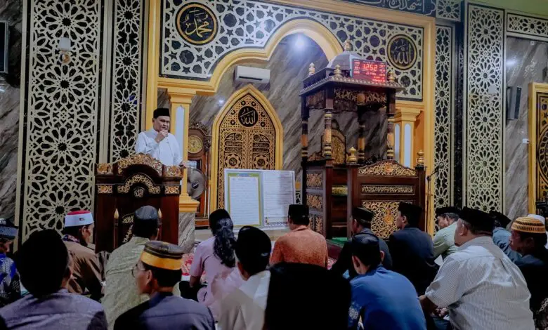 Gelar Safari Jumat Ramadan, Bupati Barru Temui Masyarakat Desa Galung Gelar Safari Jumat Ramadan, Bupati Barru Temui Masyarakat Desa Galung