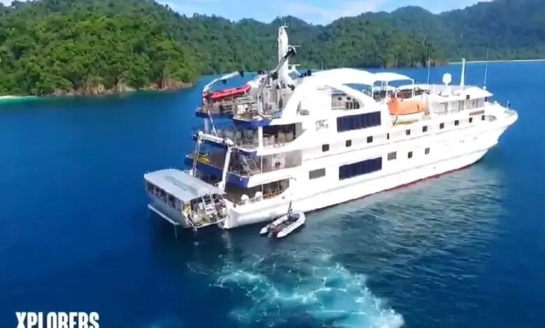 Kapal Pesiar Coral Explorer yang Membawa Turis dari Australia, Akan Berlabuh di Tanah Beru (Foto: Pemprov Sulsel)