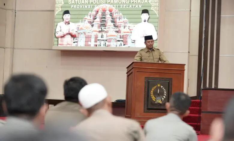 Tingkatan Mental Spiritual, Pj Sekda Motivasi 500 Aparat Satpol PP Tingkatan Mental Spiritual, Pj Sekda Motivasi 500 Aparat Satpol PP