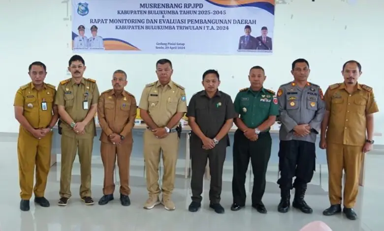Bupati Andi Utta Sebut Pihaknya Membutuhkan Rancang Bangun Bulukumba yang Tepat dan Visioner Bupati Andi Utta Sebut Pihaknya Membutuhkan Rancang Bangun Bulukumba yang Tepat dan Visioner