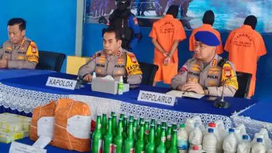 Empat Pelaku Illegal Fishing Ditangkap Ditpolairud Polda Sulsel (Foto: Humas Ditpolairud Polda Sulawesi Selatan)