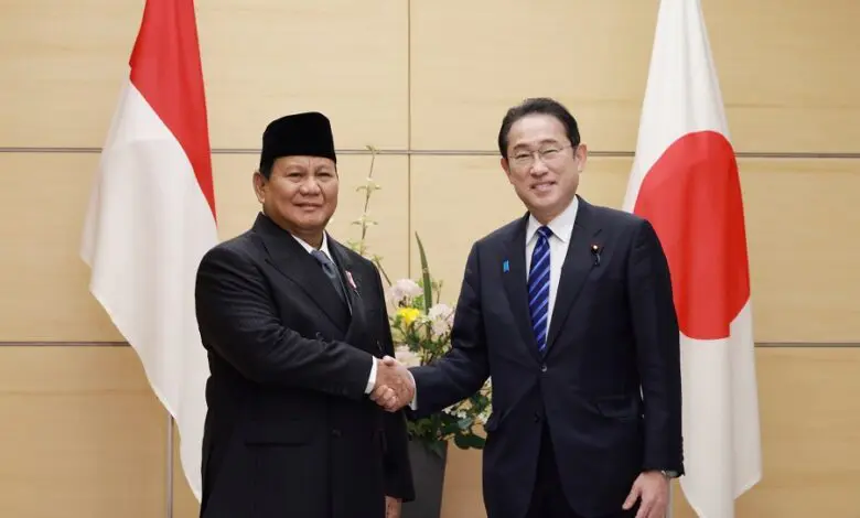 Menhan Prabowo Temui PM Jepang di Tokyo, Bahas Peningkatan Kolaborasi Menhan Prabowo Temui PM Jepang di Tokyo, Bahas Peningkatan Kolaborasi