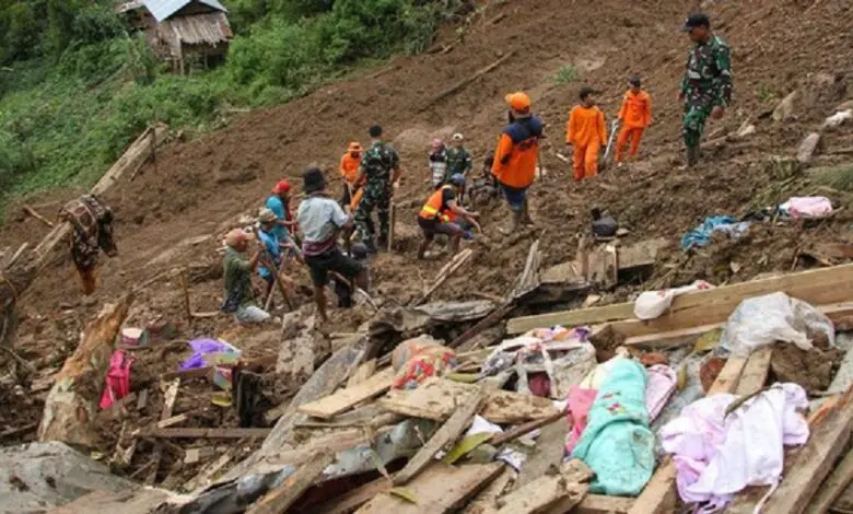 BNPB Catat 77 Orang Selamat dari Musibah Tanah Longsor Tana Toraja, Berhasil Dievakuasi BNPB Catat 77 Orang Selamat dari Musibah Tanah Longsor Tana Toraja, Berhasil Dievakuasi