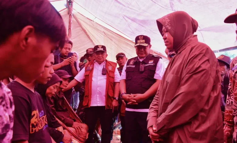 Kinerja Pemprov Sulsel Menangani Bencana Diapresiasi Menteri Sosial Tri Rismaharini Kinerja Pemprov Sulsel Menangani Bencana Diapresiasi Menteri Sosial Tri Rismaharini