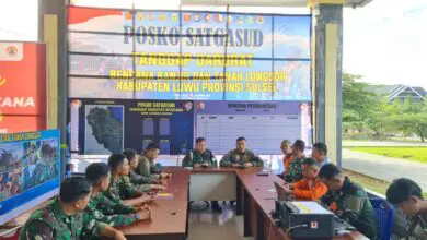 TNI AU Dirikan Posko Satgasud di Posko Induk Tanggap Darurat Bencana di Lapangan Andi Djemma Kabupaten Luwu (Foto: Pemprov Sulsel)