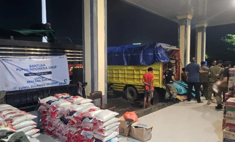 Dinsos Sulsel Sebut Bantuan Beras untuk Korban Bencana Alam di Sulsel Sudah Mencapai 150 Ton Dinsos Sulsel Sebut Bantuan Beras untuk Korban Bencana Alam di Sulsel Sudah Mencapai 150 Ton