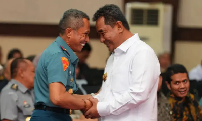 Penanganan Bencana Sulsel Kompak, Danlantamal VI Brigjen TNI (Mar) Andi Rahmat: Ini Berkat Pak Gubernur Penanganan Bencana Sulsel Kompak, Danlantamal VI Brigjen TNI (Mar) Andi Rahmat: Ini Berkat Pak Gubernur