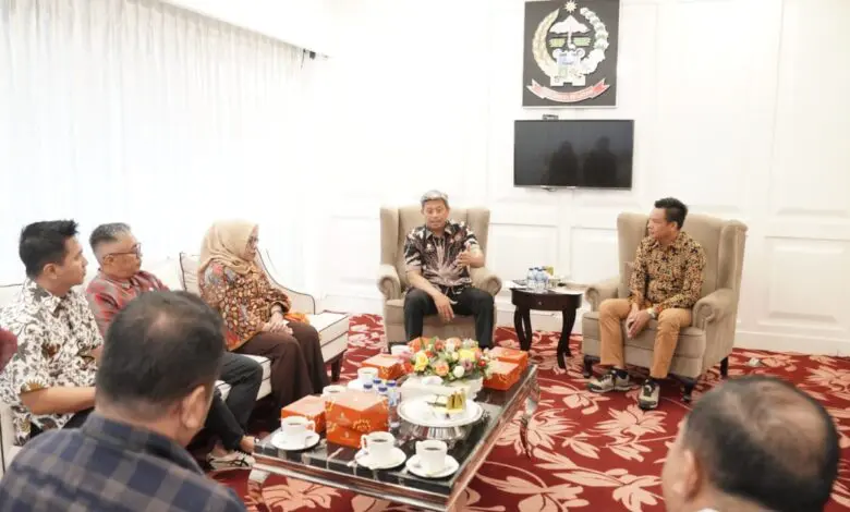 Pemkot dan DPRD Bogor Temui Pj Sekda Sulsel, Bahas Hibah Asrama Mahasiswa Pemkot dan DPRD Bogor Temui Pj Sekda Sulsel, Bahas Hibah Asrama Mahasiswa
