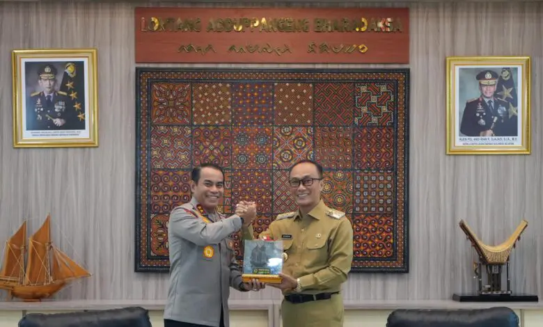 Tingkatkan Sinergi Pemerintahan, Pj Gubernur Porf Zudan Sambangi Kapolda Sulsel Tingkatkan Sinergi Pemerintahan, Pj Gubernur Porf Zudan Sambangi Kapolda Sulsel