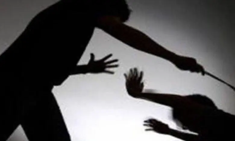 Sadis! Seorang Polisi Disabet Parang Saat Hendak Menangkap Pelaku Tawuran di Makassar Sadis! Seorang Polisi Disabet Parang Saat Hendak Menangkap Pelaku Tawuran di Makassar