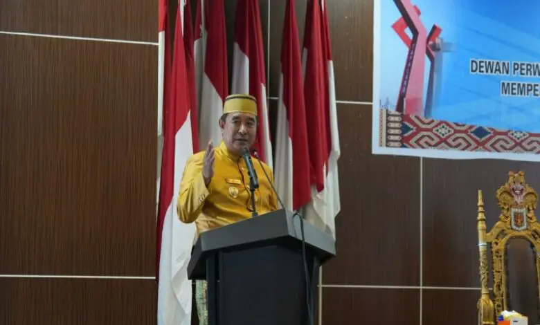 Pj Gubernur Bahtiar: Teluk Mamuju Jadi Kawasan Strategis Pariwisata Nasional Pj Gubernur Bahtiar: Teluk Mamuju Jadi Kawasan Strategis Pariwisata Nasional