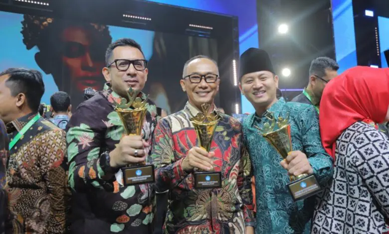 Sulsel Sabet Anugerah Merdeka Belajar 2024 dari Mendikbudristek Sulsel Sabet Anugerah Merdeka Belajar 2024 dari Mendikbudristek