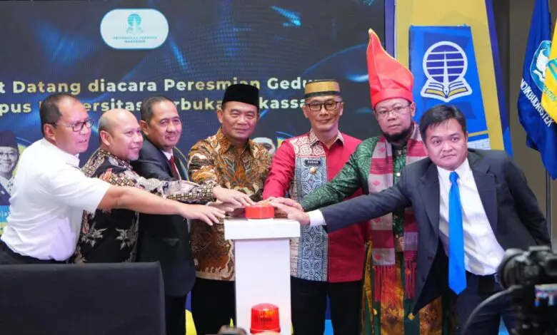 Resmikan Gedung Baru di Makassar, UT Wajib Perkuat Branding dan Revitalisasi Resmikan Gedung Baru di Makassar, UT Wajib Perkuat Branding dan Revitalisasi