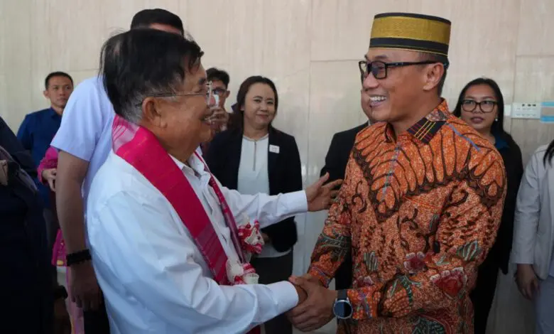 Sulsel Beri Dana Hibah ke PMI, JK: Terima Kasih Pak Gubernur Sulsel Beri Dana Hibah ke PMI, JK: Terima Kasih Pak Gubernur