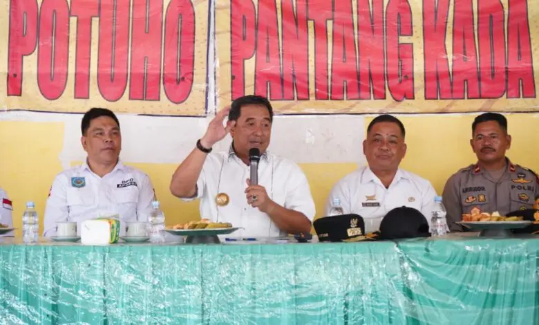 APBD Sulbar Terbatas, Begini Cara Pj Bahtiar Putus Mata Rantai Kemiskinan di Aralle APBD Sulbar Terbatas, Begini Cara Pj Bahtiar Putus Mata Rantai Kemiskinan di Aralle