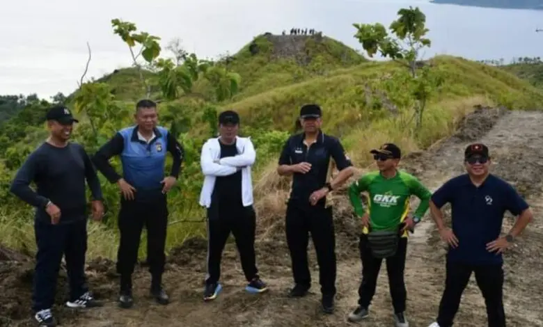 Sulbar Jadikan “Bukit Sukun” Destinasi Wisata Baru Sulbar Jadikan “Bukit Sukun” Destinasi Wisata Baru