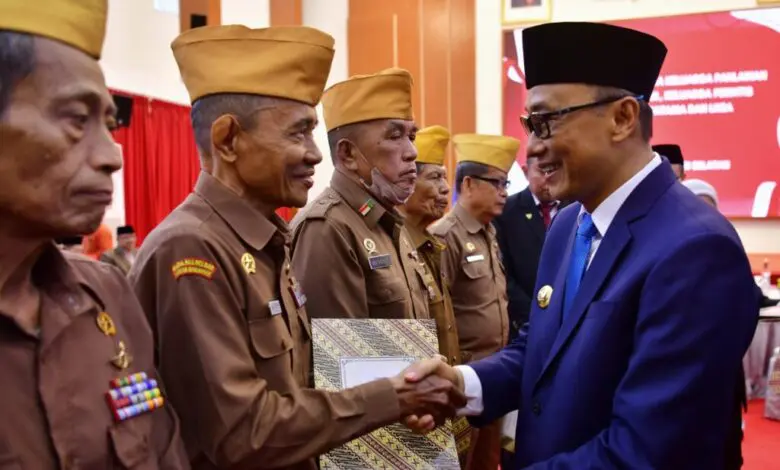 Bertemu Keluarga Pejuang Sulsel, Zudan Ajak Anak Muda Teladani Semangat Kepahlawanan Bertemu Keluarga Pejuang Sulsel, Zudan Ajak Anak Muda Teladani Semangat Kepahlawanan