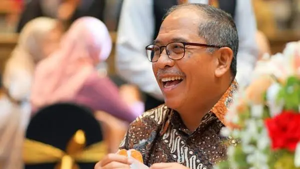 Ilham Arif Sirajuddin Dukung Andi Sudirman-Fatmawati Rusdi di Pilgub Sulsel Ilham Arif Sirajuddin Dukung Andi Sudirman-Fatmawati Rusdi di Pilgub Sulsel