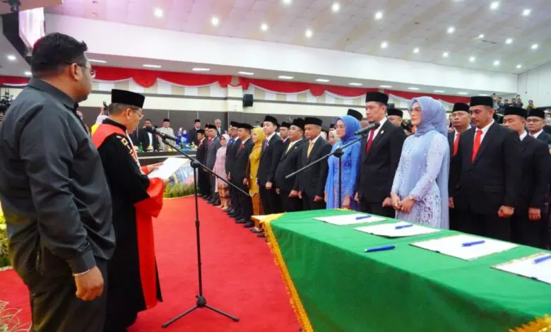 Tersandung Kasus Hukum, Satu Anggota DPRD Sulsel Batal Dilantik Tersandung Kasus Hukum, Satu Anggota DPRD Sulsel Batal Dilantik