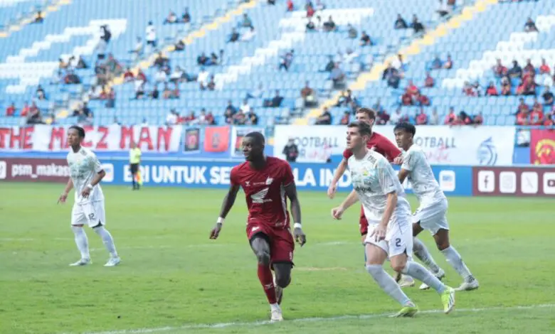 Rekor PSM Diputuskan Persib, Bernardo Tavares Keluhkan Rumput Batakan Rekor PSM Diputuskan Persib, Bernardo Tavares Keluhkan Rumput Batakan