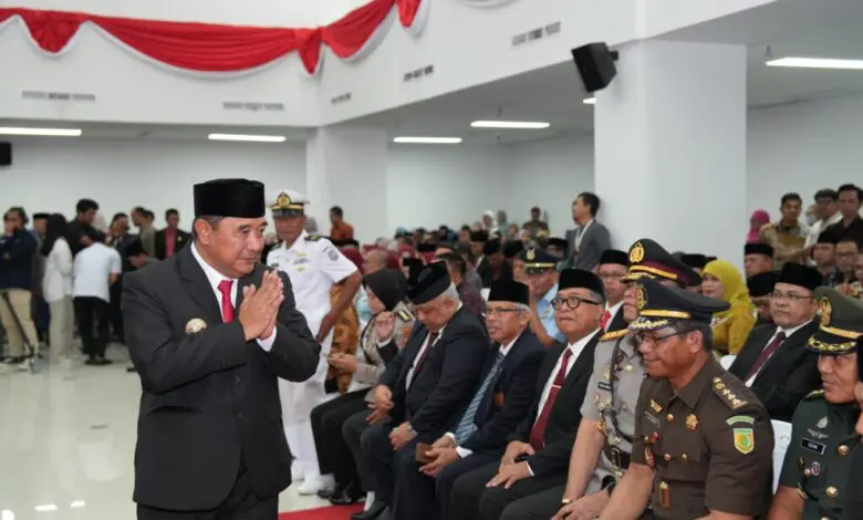 Pj Gubenur Bahtiar: Selamat Kepada Anggota DPRD yang Dilantik Hari ini Pj Gubenur Bahtiar: Selamat Kepada Anggota DPRD yang Dilantik Hari ini